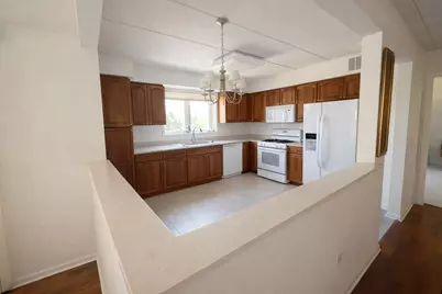 6807 N Milwaukee Avenue #510, Niles, IL 60714 - Photo 7