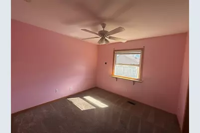 215 Fernwood Road, Montgomery, IL 60538 - Photo 9