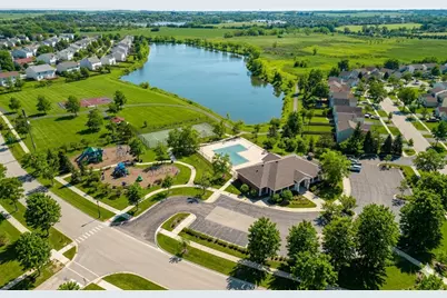 579 W Caldwell Drive, Round Lake, IL 60073 - Photo 43