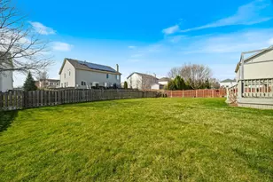 579 W Caldwell Dr, Round Lake, IL 60073 - Photo 37