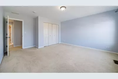 579 W Caldwell Drive, Round Lake, IL 60073 - Photo 31