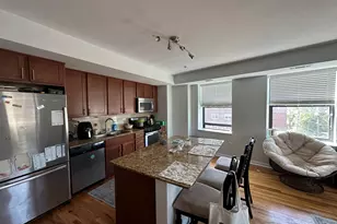 1337 W Fargo Ave, Chicago, IL 60626 - Photo 3