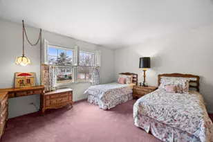 1031 Indian Rd, Glenview, IL 60025 - Photo 19