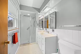 1031 Indian Rd, Glenview, IL 60025 - Photo 17