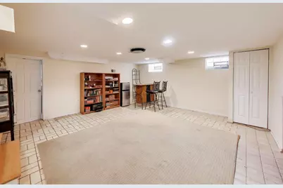 6621 N Keating Avenue, Lincolnwood, IL 60712 - Photo 19