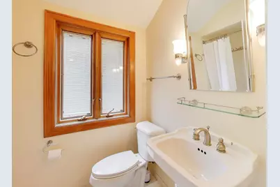 6621 N Keating Avenue, Lincolnwood, IL 60712 - Photo 13