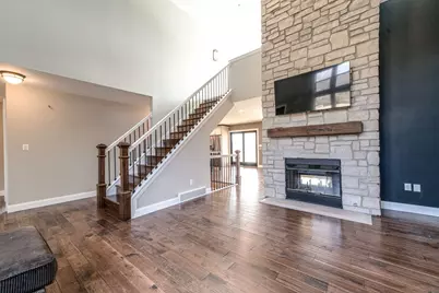 W1461 Maureen Court, Lake Geneva, WI 53147 - Photo 3