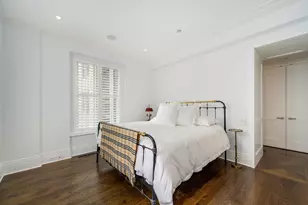 159 E Walton Pl, Chicago, IL 60611 - Photo 13