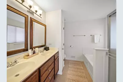 2521 Waterford Lane, Lake in the Hills, IL 60156 - Photo 13