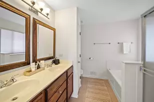 2521 Waterford Ln, Lake in the Hills, IL 60156 - Photo 13