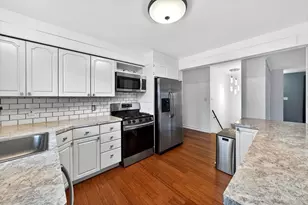 7302 Chippewa Dr, Wonder Lake, IL 60097 - Photo 7