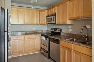 1850 N Clark St, Chicago, IL 60614 - Photo 9