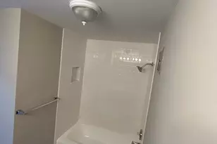 1615 E Central Rd, Arlington Heights, IL 60005 - Photo 9