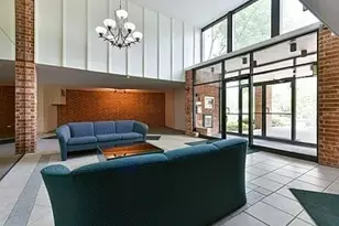 1615 E Central Rd, Arlington Heights, IL 60005 - Photo 5