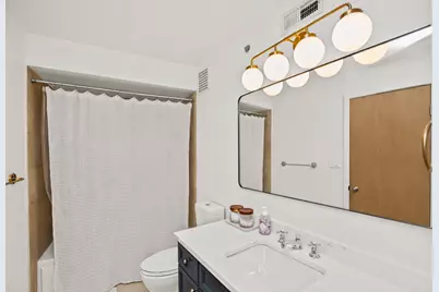 1670 N Claremont Avenue #306, Chicago, IL 60647 - Photo 15
