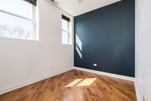 4749 W Roscoe St, Chicago, IL 60641 - Photo 17