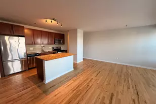 1337 W Fargo Ave, Chicago, IL 60626 - Photo 3