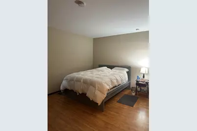 633 W Streamwood Boulevard #A, Streamwood, IL 60107 - Photo 3