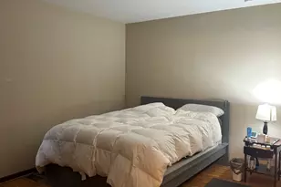 633 W Streamwood Blvd, Streamwood, IL 60107 - Photo 3