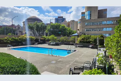 340 W Diversey Parkway #2719, Chicago, IL 60657 - Photo 11