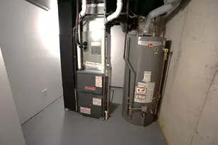 830 E 152nd St, South Holland, IL 60473 - Photo 41