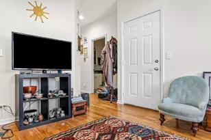 1927 W Ohio St, Chicago, IL 60622 - Photo 9