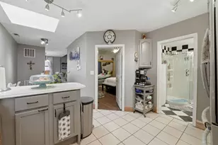 2923 W Diversey Ave, Chicago, IL 60647 - Photo 13