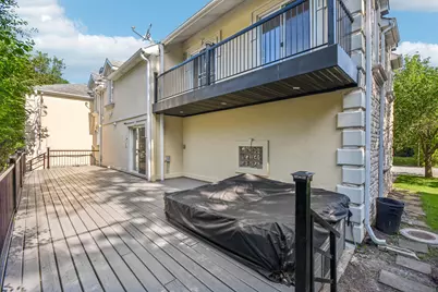 6857 N Knox Avenue, Lincolnwood, IL 60712 - Photo 19