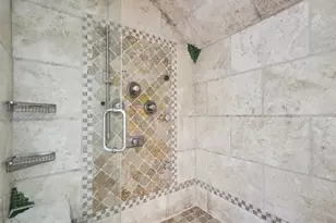 6857 N Knox Ave, Lincolnwood, IL 60712 - Photo 37