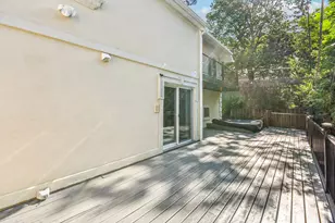 6857 N Knox Ave, Lincolnwood, IL 60712 - Photo 17