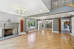 6857 N Knox Ave, Lincolnwood, IL 60712 - Photo 5