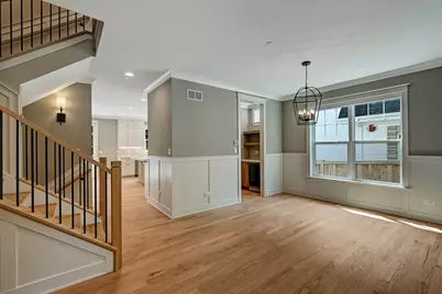 256 Coe Road, Clarendon Hills, IL 60514 - Photo 9
