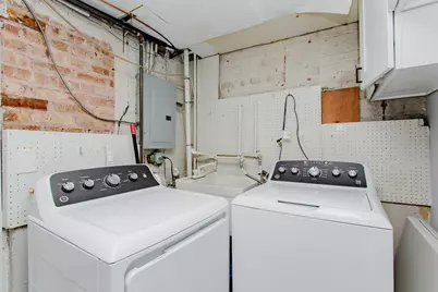 9023 Marmora Avenue, Morton Grove, IL 60053 - Photo 23