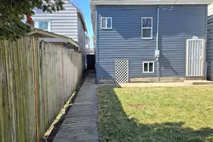 [Address not provided], Chicago, IL 60617 - Photo 33