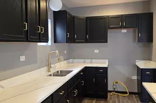 [Address not provided], Chicago, IL 60617 - Photo 5