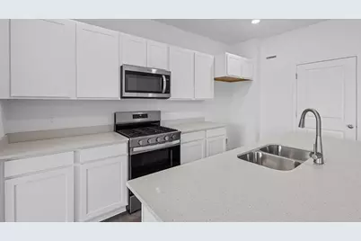 2907 Savana Drive, Joliet, IL 60435 - Photo 7