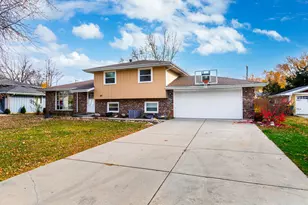 207 Diana St, Shorewood, IL 60404 - Photo 43