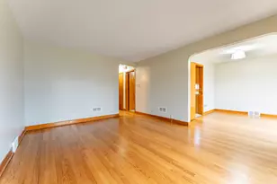 2513 S 18th Ave, Broadview, IL 60155 - Photo 3