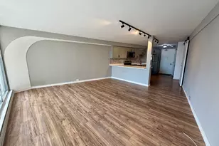 [Address not provided], Chicago, IL 60654 - Photo 7