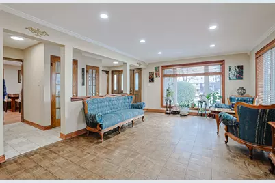 9714 Kedvale Avenue, Skokie, IL 60076 - Photo 3