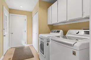 1480 Fairfax Ln, Buffalo Grove, IL 60089 - Photo 13