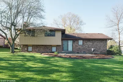 16W700 Fern Street, Willowbrook, IL 60527 - Photo 3