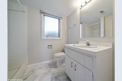 16W700 Fern Street, Willowbrook, IL 60527 - Photo 9