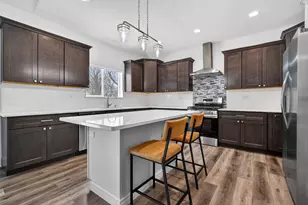 20929 Lakewoods Ln, Shorewood, IL 60404 - Photo 9