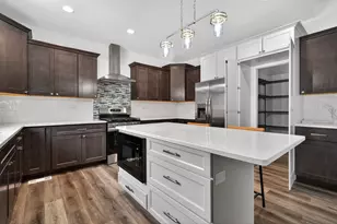 20929 Lakewoods Ln, Shorewood, IL 60404 - Photo 11