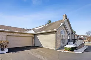 1944 Timbers Edge Cir, Joliet, IL 60431 - Photo 15