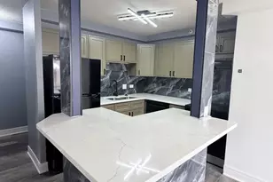 1840 Huntington Blvd, Hoffman Estates, IL 60169 - Photo 11