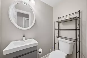 805 Wellington Ave, Elk Grove Village, IL 60007 - Photo 13