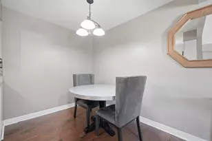 805 Wellington Ave, Elk Grove Village, IL 60007 - Photo 7