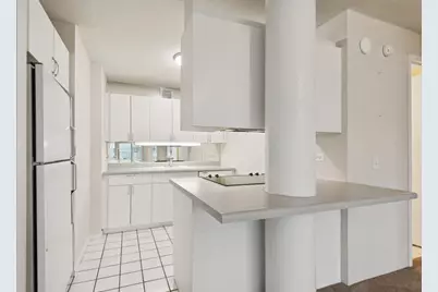 2555 Gross Point Road #101, Evanston, IL 60201 - Photo 7